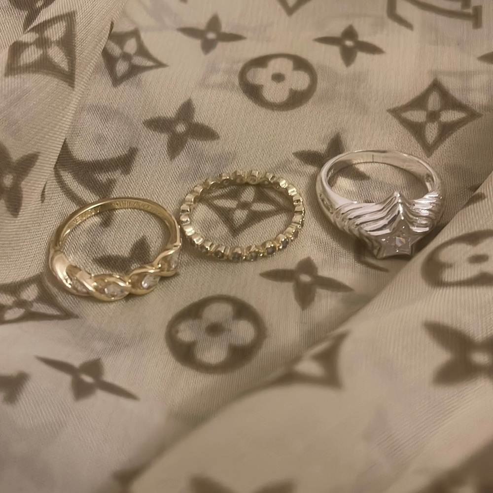 evry jewels rings never used